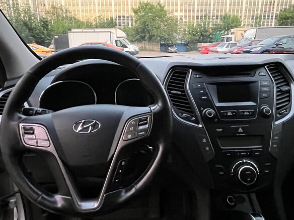 2014 Hyundai Santa Fe III, серебристый, 1685000 рублей - вид 5
