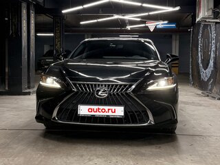 2022 Lexus ES 250 VII Рестайлинг, чёрный, 5150000 рублей, вид 2