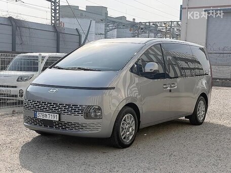 Hyundai Staria I