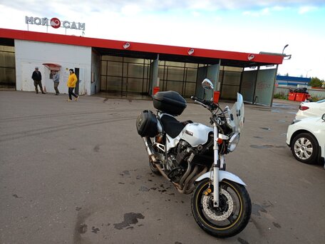 2005 Yamaha XJR1300, белый, 460000 рублей, вид 2