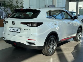 2025 Changan UNI-S I Рестайлинг, белый, 3179900 рублей, вид 4