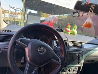 2015 Skoda Rapid I, белый, 920000 рублей, вид 5