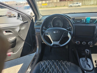 2016 Kia Rio III Рестайлинг, серый, 900000 рублей, вид 5