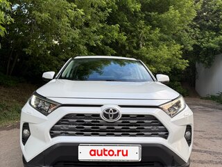 2020 Toyota RAV4 V (XA50), белый, 3350000 рублей, вид 1