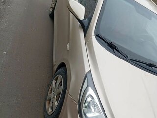 2011 Hyundai Solaris I, бежевый, 555555 рублей, вид 5