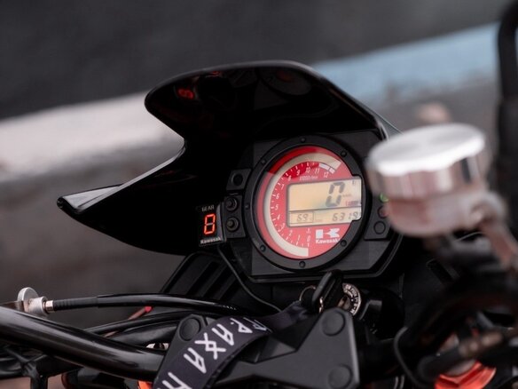 2003 Kawasaki Z 1000, чёрный, 400000 рублей - вид 2