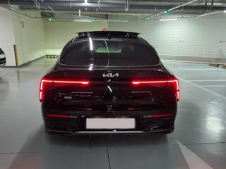 2026 Kia K5 III Рестайлинг, чёрный, 6100000 рублей, вид 4