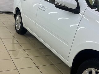 2023 Lada (ВАЗ) Granta Drive Active I Рестайлинг, белый, 870000 рублей, вид 4