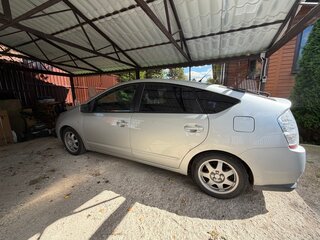 2008 Toyota Prius II Рестайлинг (XW20), серебристый, 600000 рублей, вид 2