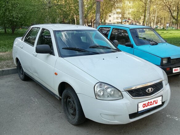 2018 Lada (ВАЗ) Priora I Рестайлинг, белый, 490000 рублей - вид 2