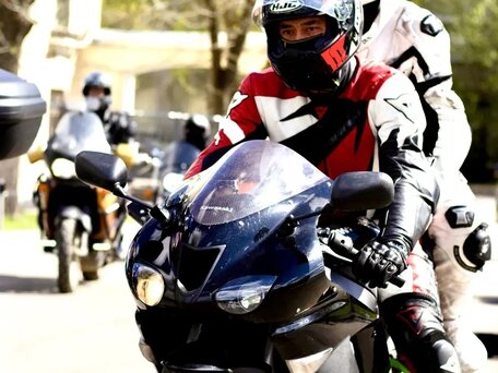 2008 Kawasaki ZX-6R Ninja, чёрный, 570000 рублей, вид 3