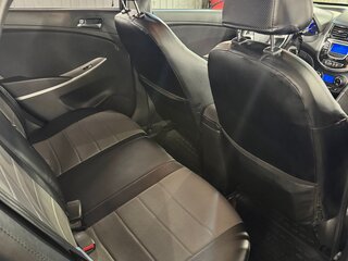 2013 Hyundai Solaris I, чёрный, 660000 рублей, вид 5
