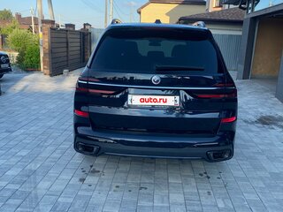 2022 BMW X7 40d I (G07) Рестайлинг, чёрный, 11100000 рублей, вид 4