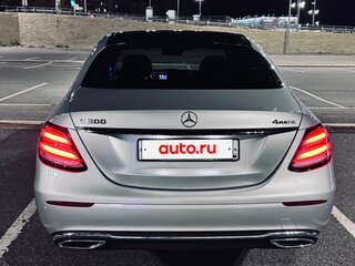 2020 Mercedes-Benz E-Класс 300 V (W213, S213, C238), серебристый, 4100000 рублей, вид 2