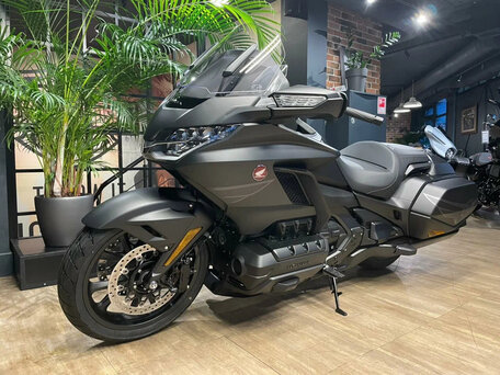 2026 Honda GL 1800 Gold Wing, чёрный, 3850000 рублей, вид 1