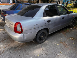 1997 Daewoo Nubira I, серебристый, 100000 рублей, вид 3