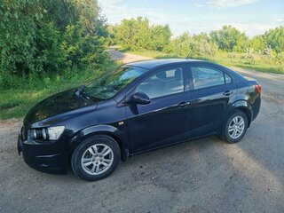 2013 Chevrolet Aveo II, чёрный, 720000 рублей, вид 3