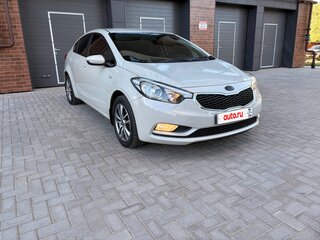 2014 Kia Cerato III, серебристый, 1100000 рублей, вид 4