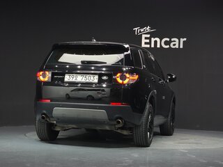 2018 Land Rover Discovery Sport I, чёрный, 1980000 рублей, вид 4