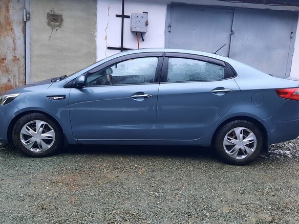 2013 Kia Rio III, голубой, 755000 рублей - вид 2