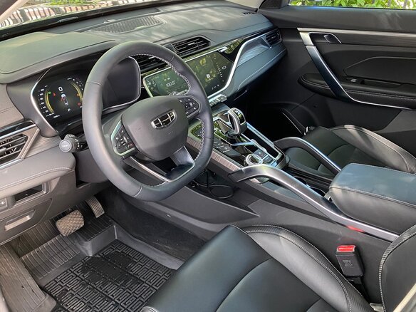 2024 Geely Atlas Pro, чёрный, 2395000 рублей - вид 10