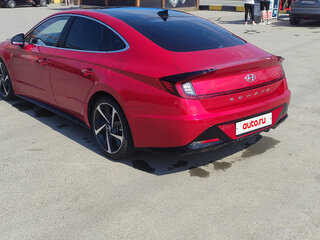 2020 Hyundai Sonata VIII (DN8), пурпурный, 2700000 рублей, вид 2