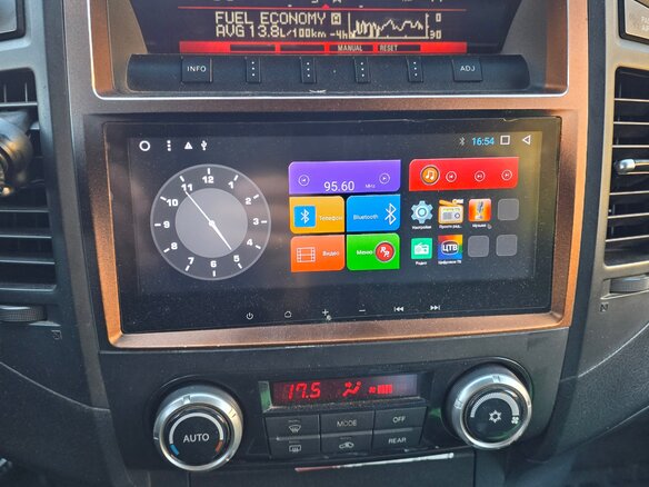 2012 Mitsubishi Pajero IV Рестайлинг 1, серый - вид 9