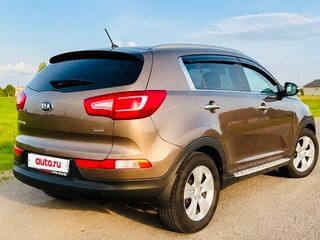 2013 Kia Sportage III, коричневый, 1350000 рублей, вид 3