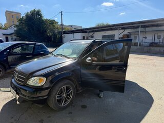 2002 Mercedes-Benz M-Класс 320 I (W163) Рестайлинг, чёрный, 780000 рублей, вид 1