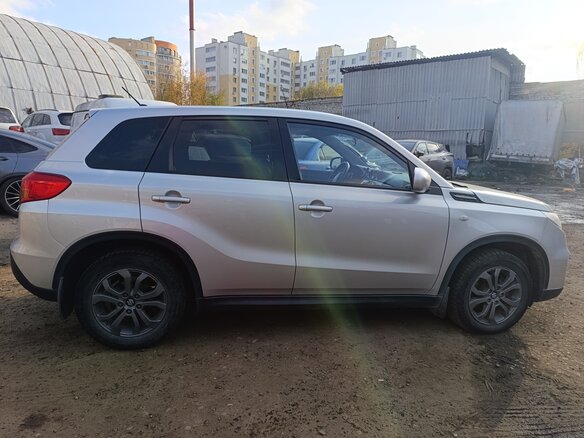 2018 Suzuki Vitara II, серебристый, 1350000 рублей - вид 4