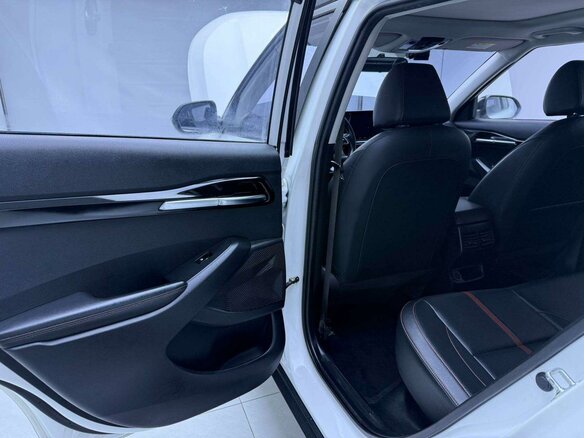 2023 Kia KX3, белый, 1575000 рублей - вид 19