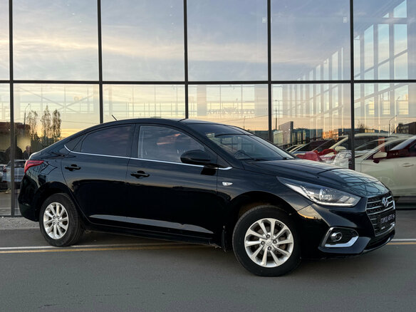 2020 Hyundai Solaris II, чёрный, 1290000 рублей - вид 1