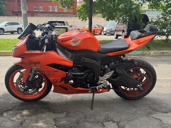 2011 Kawasaki ZX-6R Ninja, оранжевый, 850000 рублей - вид 4