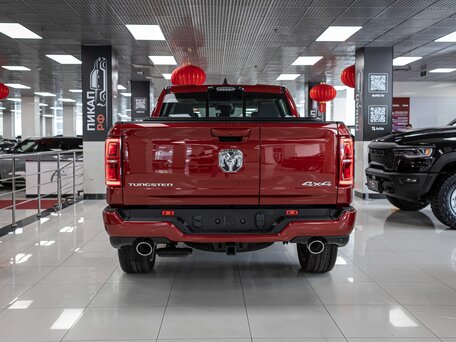 2026 Ram 1500 Crew Cab V Рестайлинг, красный, 10490000 рублей, вид 5