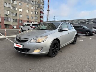 2011 Opel Astra J, серебристый, 620000 рублей, вид 1