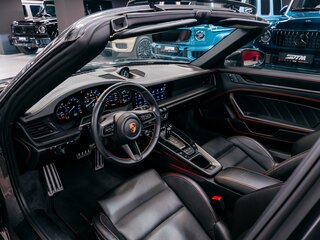 2022 Porsche 911 Targa 4 GTS VIII (992), серый, 21500000 рублей, вид 2