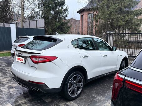 2017 Maserati Levante Diesel I, белый, 3790000 рублей, вид 5