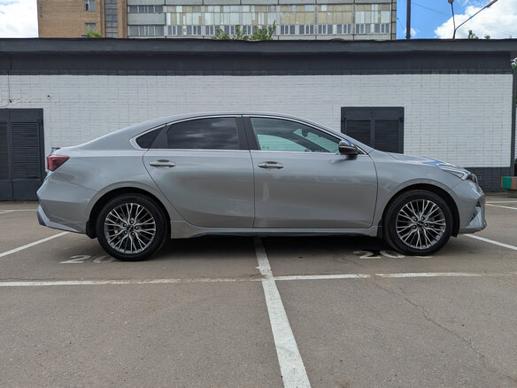 2021 Kia Cerato IV Рестайлинг, серый - вид 3