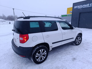 2011 Skoda Yeti I, белый, 480000 рублей, вид 3