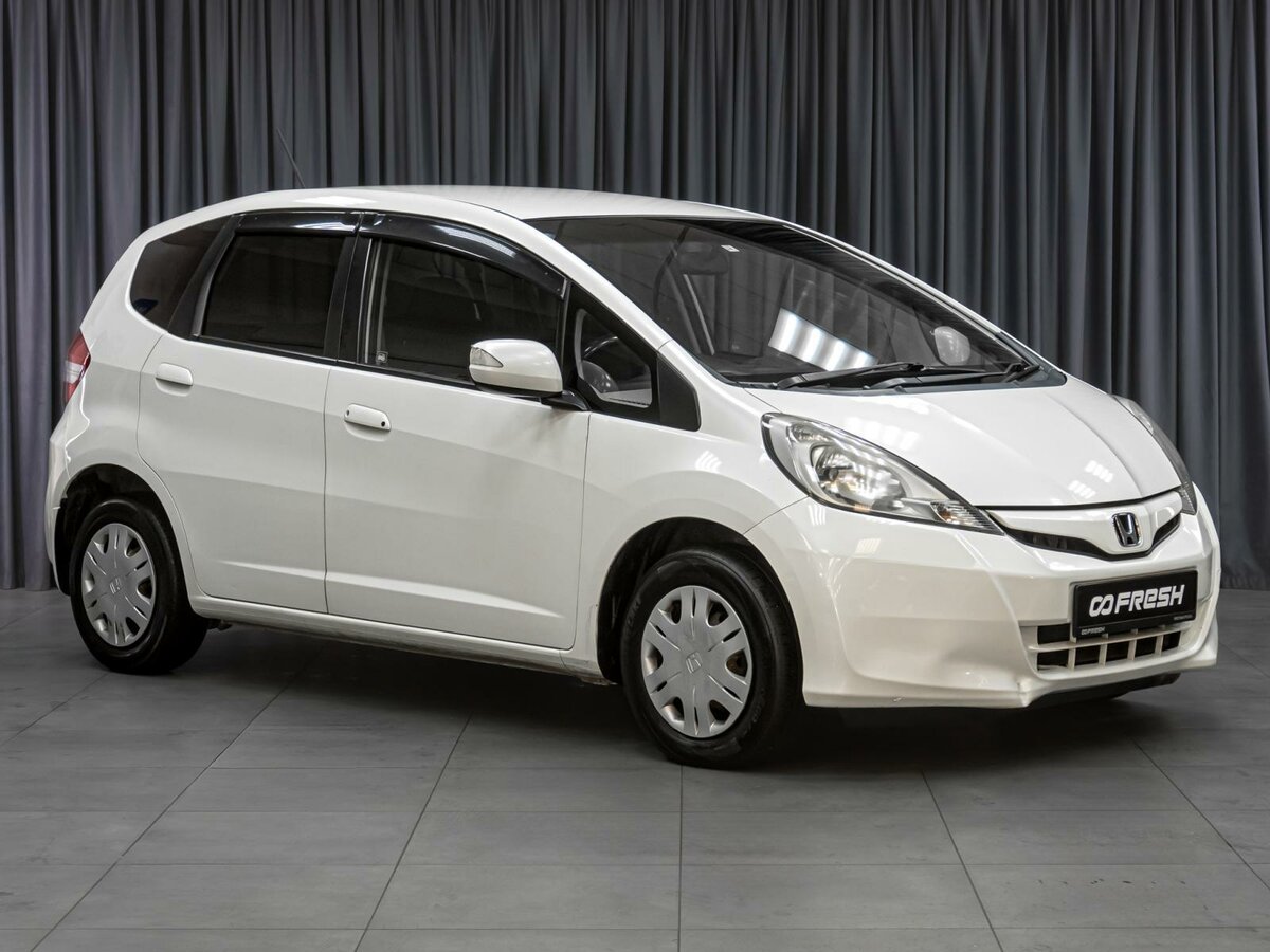 Открыть фотографии: Honda Fit II