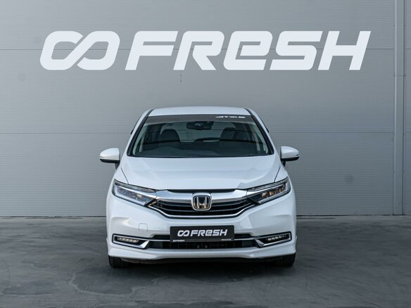 2019 Honda Shuttle II Рестайлинг, белый, 1669000 рублей - вид 2
