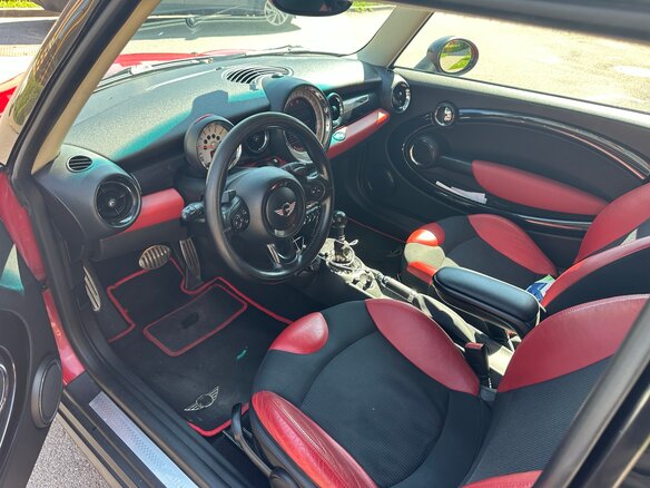 2011 Mini Hatch Cooper S II (R56) Рестайлинг, красный, 1150000 рублей - вид 5