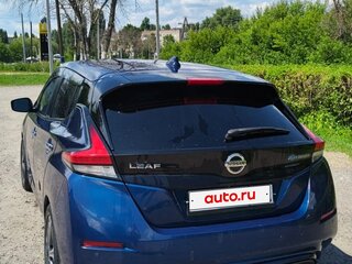 2018 Nissan Leaf II (ZE1), синий, 2099000 рублей, вид 3
