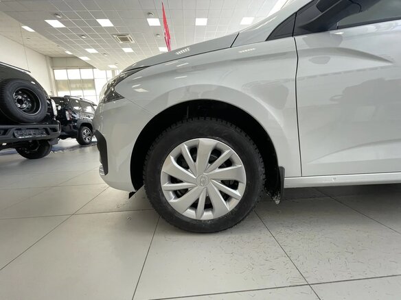 2026 Lada (ВАЗ) Iskra, белый - вид 6