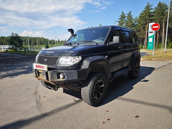 2011 УАЗ Патриот 3163 I, чёрный, 650000 рублей - вид 1