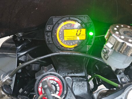 2004 Kawasaki ZX-10R Ninja, чёрный, 470000 рублей, вид 4