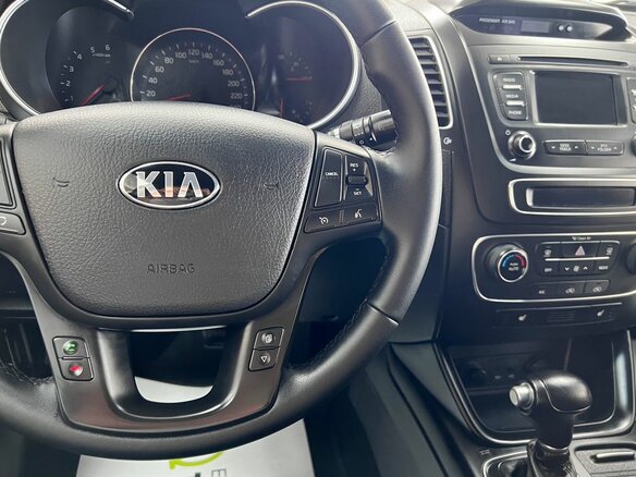 2012 Kia Sorento II Рестайлинг, чёрный, 1745000 рублей - вид 15