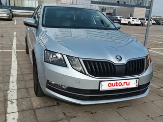 2019 Skoda Octavia III (A7) Рестайлинг, серебристый, 2000000 рублей, вид 3