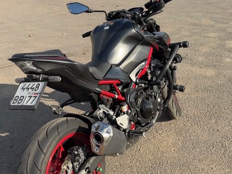 2021 Kawasaki Z 900, чёрный, 870000 рублей, вид 2