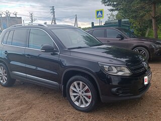 2012 Volkswagen Tiguan I Рестайлинг, чёрный, 1399000 рублей, вид 1